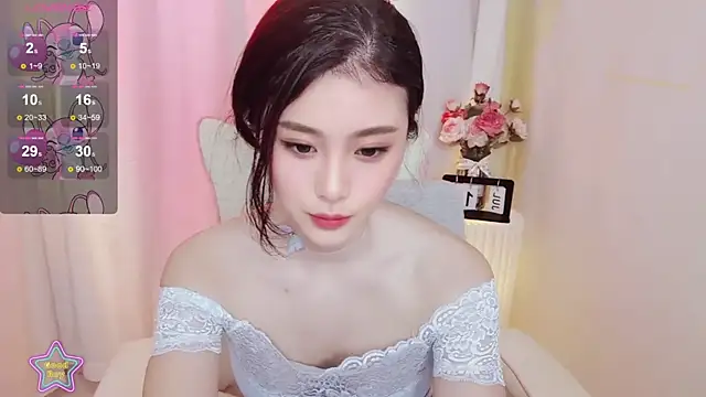 Snapshot of Mia_168 chatting on 07/10/26, 12:49 Mia 168 online show from 07/10/26, 12:49