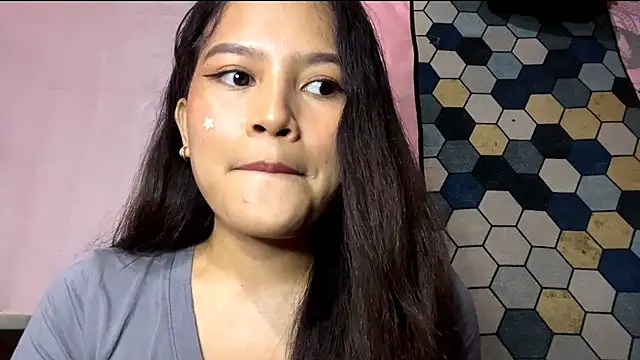 Snapshot of CharlaKitto chatting on 03/04/26, 03:25 CharlaKitto online show from 03/04/26, 03:25