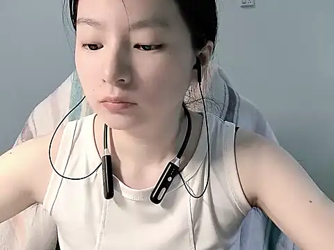 Eeya-36 online show from 04/15/26, 05:13