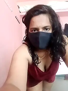 Snapshot of Miss-Dolly07 chatting on 03/28/26, 04:46 Miss-Dolly07 online show from 03/28/26, 04:46