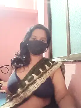 Snapshot of Miss-Dolly07 chatting on 05/23/26, 04:50 Miss-Dolly07 online show from 05/23/26, 04:50
