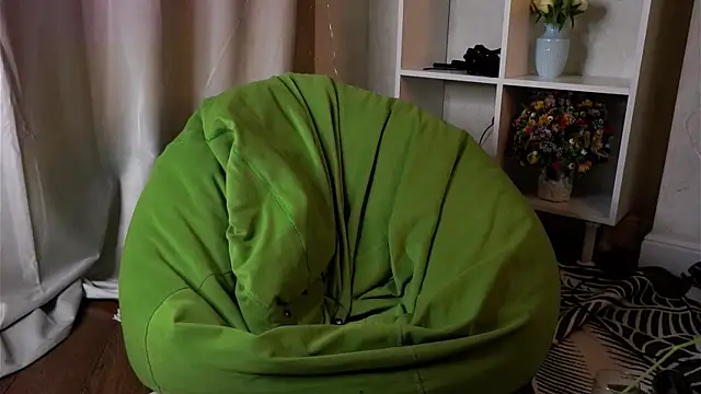 DevoraWitt online show from 04/16/26, 09:39