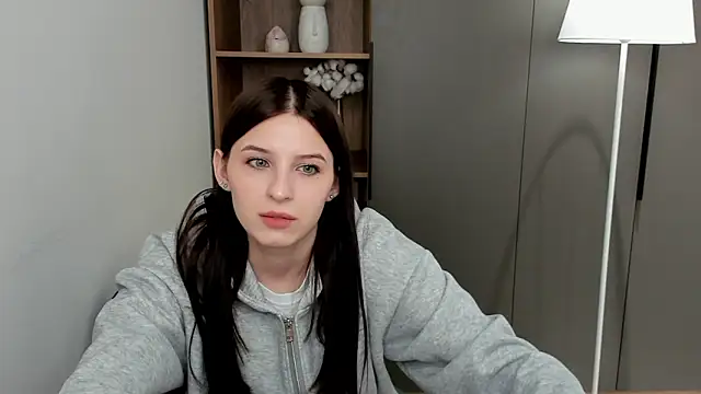 KerstinMaynor online show from 03/04/26, 08:00