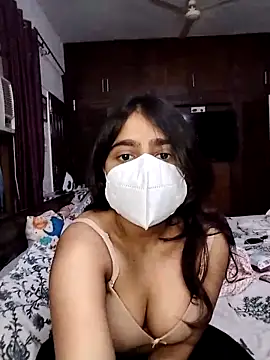 Snapshot of Ishaa_22 chatting on 03/07/26, 06:02 Ishaa 22 online show from 03/07/26, 06:02