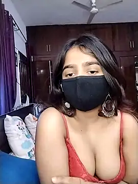 Snapshot of Ishaa_22 chatting on 03/25/26, 07:19 Ishaa 22 online show from 03/25/26, 07:19