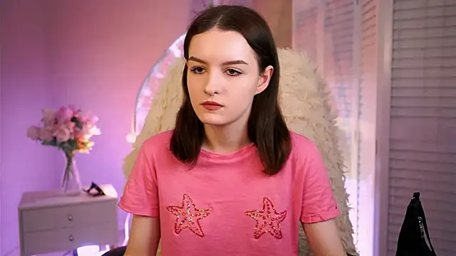 Snapshot of KellieBanshe chatting on 03/03/26, 12:45 KellieBanshe online show from 03/03/26, 12:45