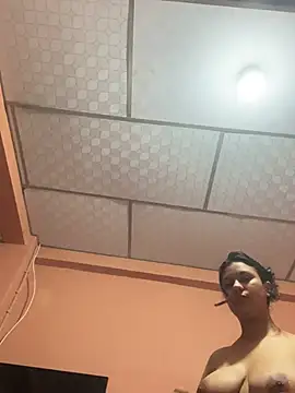 brownxlips1 online show from 03/04/26, 05:21