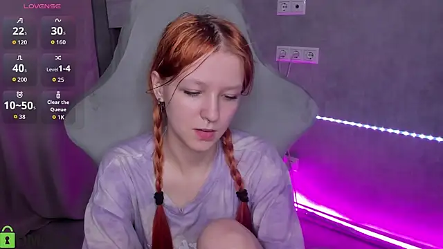 Emma Dusk online show from 05/15/26, 10:52