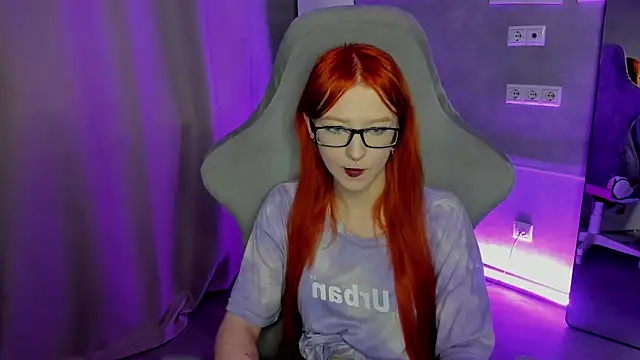 Emma Dusk online show from 03/27/26, 01:03