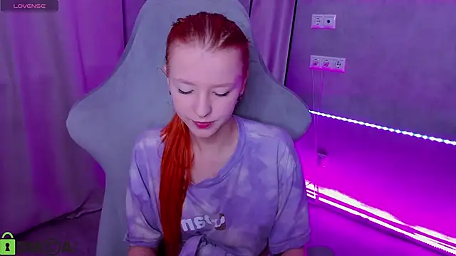Emma Dusk online show from 05/08/26, 12:58