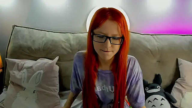 Emma Dusk online show from 04/02/26, 01:02