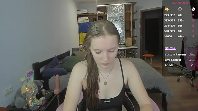 Mary Blu online show from 11/26/25, 12:27