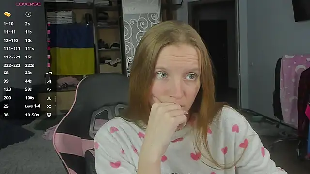 Mary Blu online show from 12/05/25, 02:00