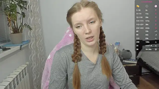 Mary Blu online show from 10/28/25, 02:05