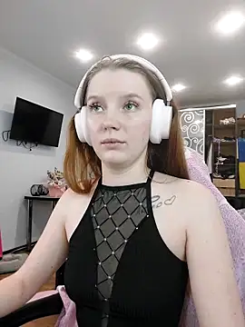 Mary Blu online show from 02/19/26, 04:59