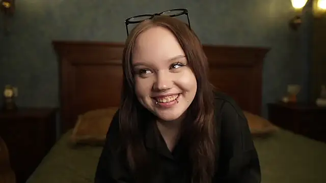 LeahAllsop online show from 03/20/26, 02:56