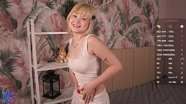 MarjoryHowlingwolf online show from 04/14/26, 06:35