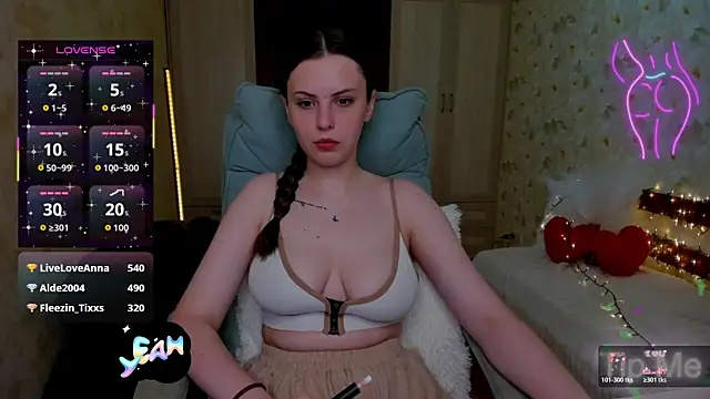 LoraTempt online show from 05/26/26, 07:12