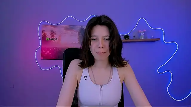 aria wild  online show from 05/17/26, 07:14