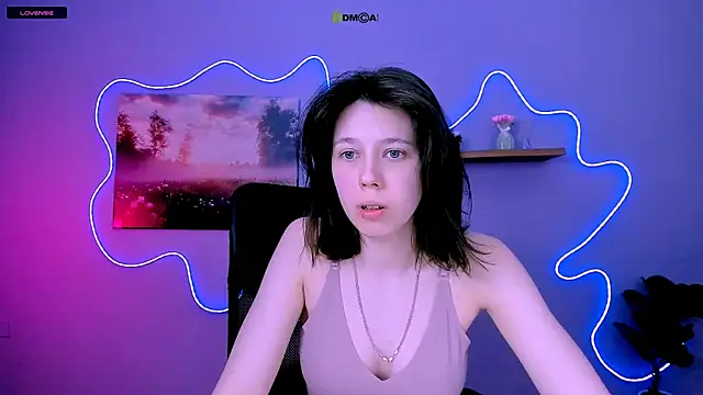 aria wild  online show from 04/10/26, 06:48