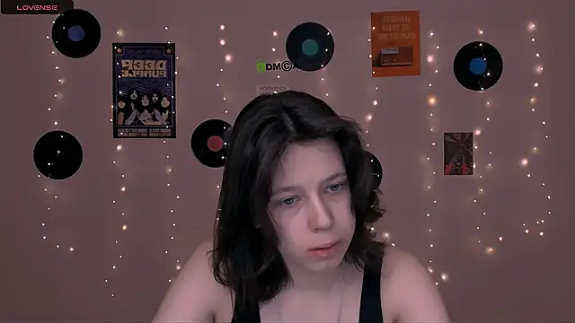 aria wild  online show from 03/19/26, 10:04