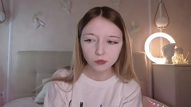 Snapshot of JillHolland chatting on 03/27/26, 09:32 JillHolland online show from 03/27/26, 09:32