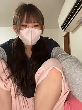 EMIRI 0426 online show from 03/25/26, 03:22