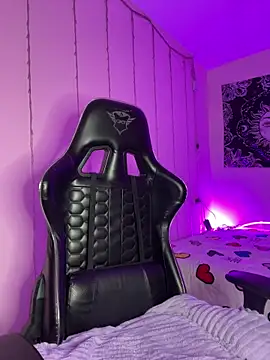 Franchezcaa  online show from 03/10/26, 12:42