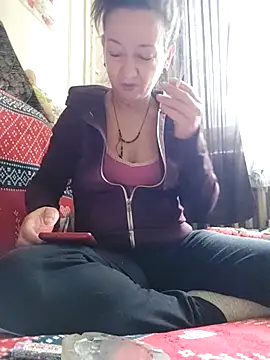 anayss17 online show from 04/02/26, 11:06