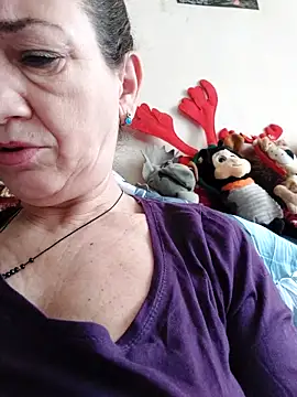 anayss17 online show from 04/10/26, 05:25