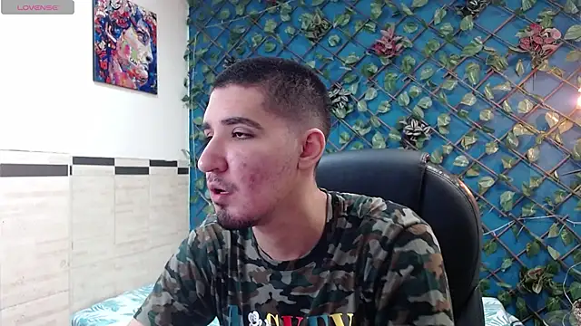 Roccoallegeri online show from 04/21/26, 12:01