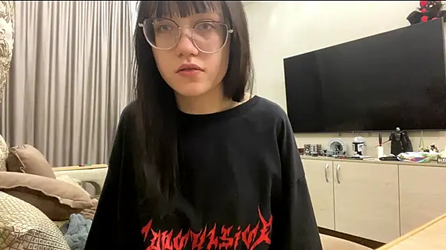 LoidaTrytten online show from 03/04/26, 07:21