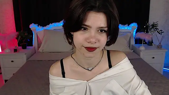 llittle-peachh online show from 03/15/26, 12:23