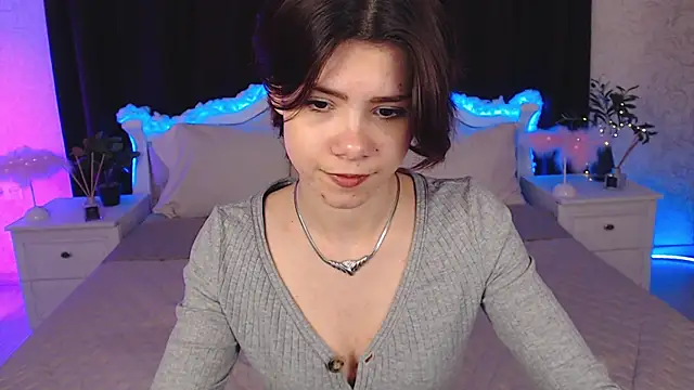 llittle-peachh online show from 03/11/26, 04:01