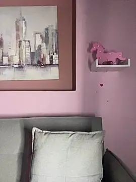 Im Luuu online show from 04/28/26, 11:14