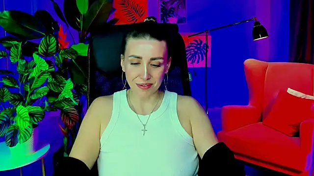 Snapshot of MonicaRiley chatting on 04/03/26, 01:06 MonicaRiley online show from 04/03/26, 01:06