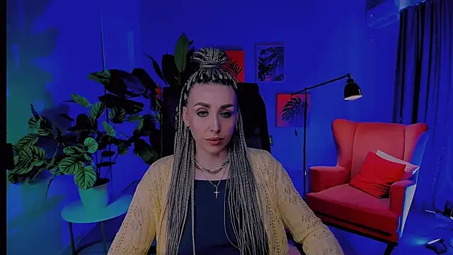 Snapshot of MonicaRiley chatting on 04/19/26, 11:55 MonicaRiley online show from 04/19/26, 11:55