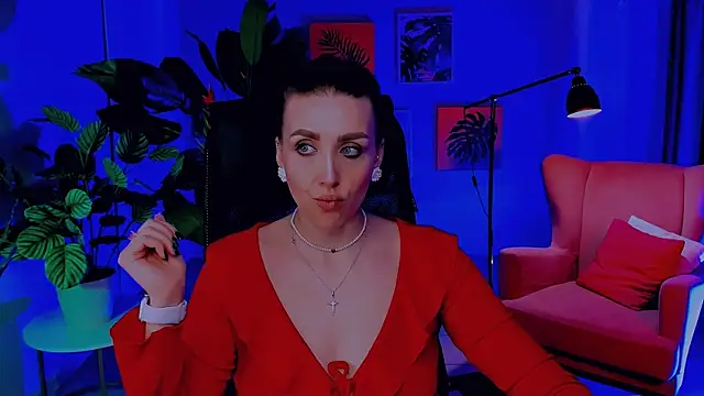 Snapshot of MonicaRiley chatting on 04/14/26, 09:25 MonicaRiley online show from 04/14/26, 09:25