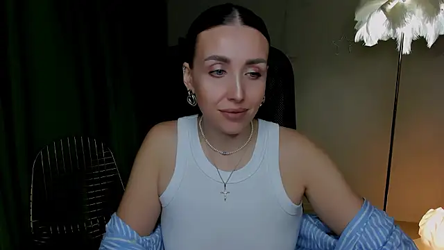 Snapshot of MonicaRiley chatting on 03/14/26, 04:13 MonicaRiley online show from 03/14/26, 04:13