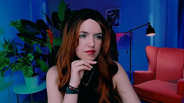 Snapshot of AliceSmite chatting on 05/13/26, 11:50 AliceSmite online show from 05/13/26, 11:50