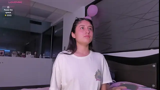 Princess tina online show from 04/17/26, 10:01