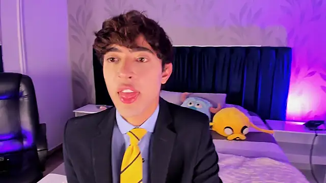 MatthewMoore  online show from 04/07/26, 12:34