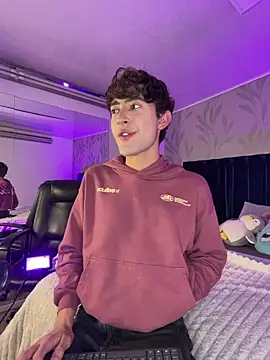 MatthewMoore  online show from 04/09/26, 12:45