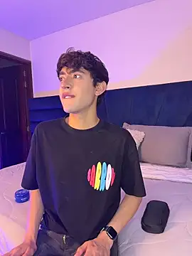 MatthewMoore  online show from 04/04/26, 03:46