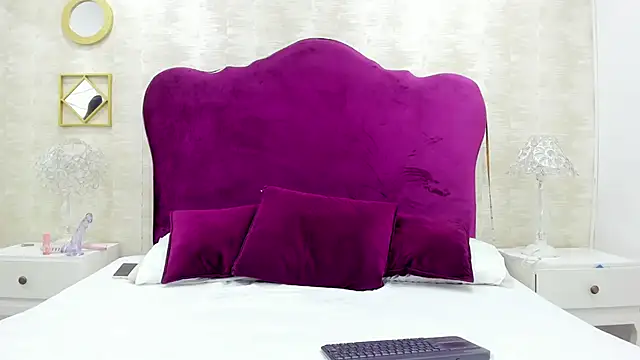 MeganVelvet  online show from 03/09/26, 12:30