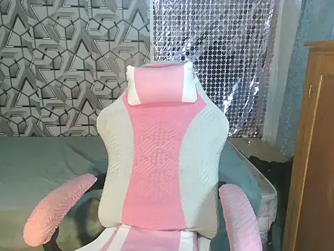 rainexox1 online show from 03/11/26, 06:13