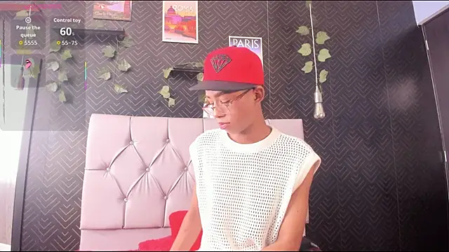 Snapshot of patrick_lovee chatting on 06/01/26, 07:57 patrick lovee online show from 06/01/26, 07:57