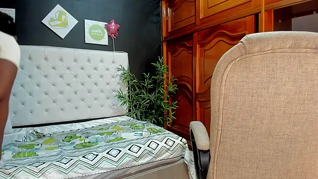 ebony katterin online show from 03/23/26, 11:32