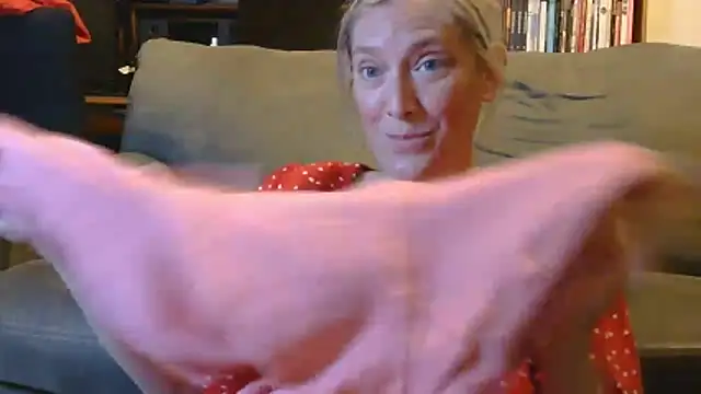 Snapshot of MistyMountains96 chatting on 06/11/26, 03:47 MistyMountains96 online show from 06/11/26, 03:47