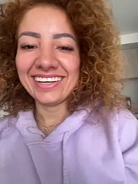 BlossomNicol online show from 04/05/26, 04:57